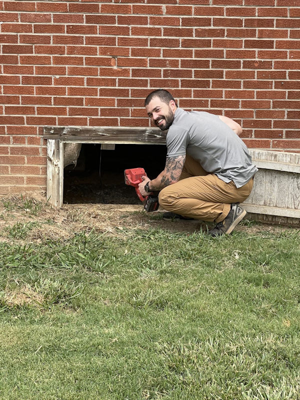 a USR employee get excited to do a crawlspace inspection on a home in the Upstate of South Carolina.