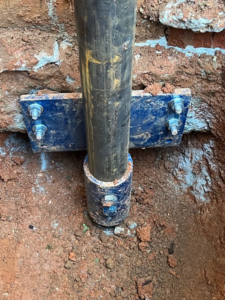 Mounted Magnum Push Pier bracket on a USR repair.